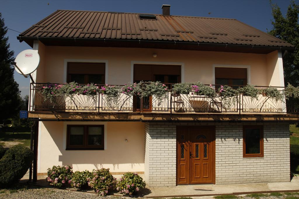 House Drakulic Hotel Korenica Luaran gambar