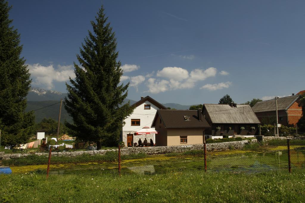House Drakulic Hotel Korenica Luaran gambar