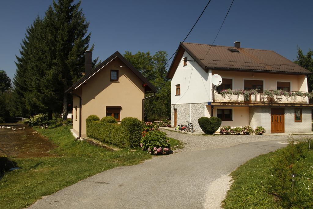 House Drakulic Hotel Korenica Luaran gambar