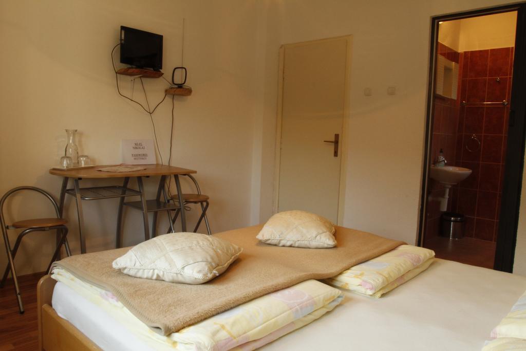House Drakulic Hotel Korenica Luaran gambar
