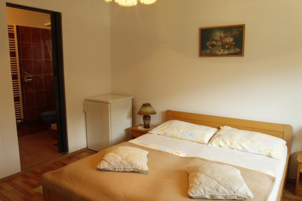 House Drakulic Hotel Korenica Luaran gambar