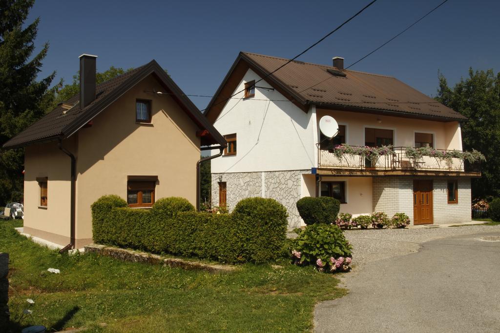 House Drakulic Hotel Korenica Luaran gambar