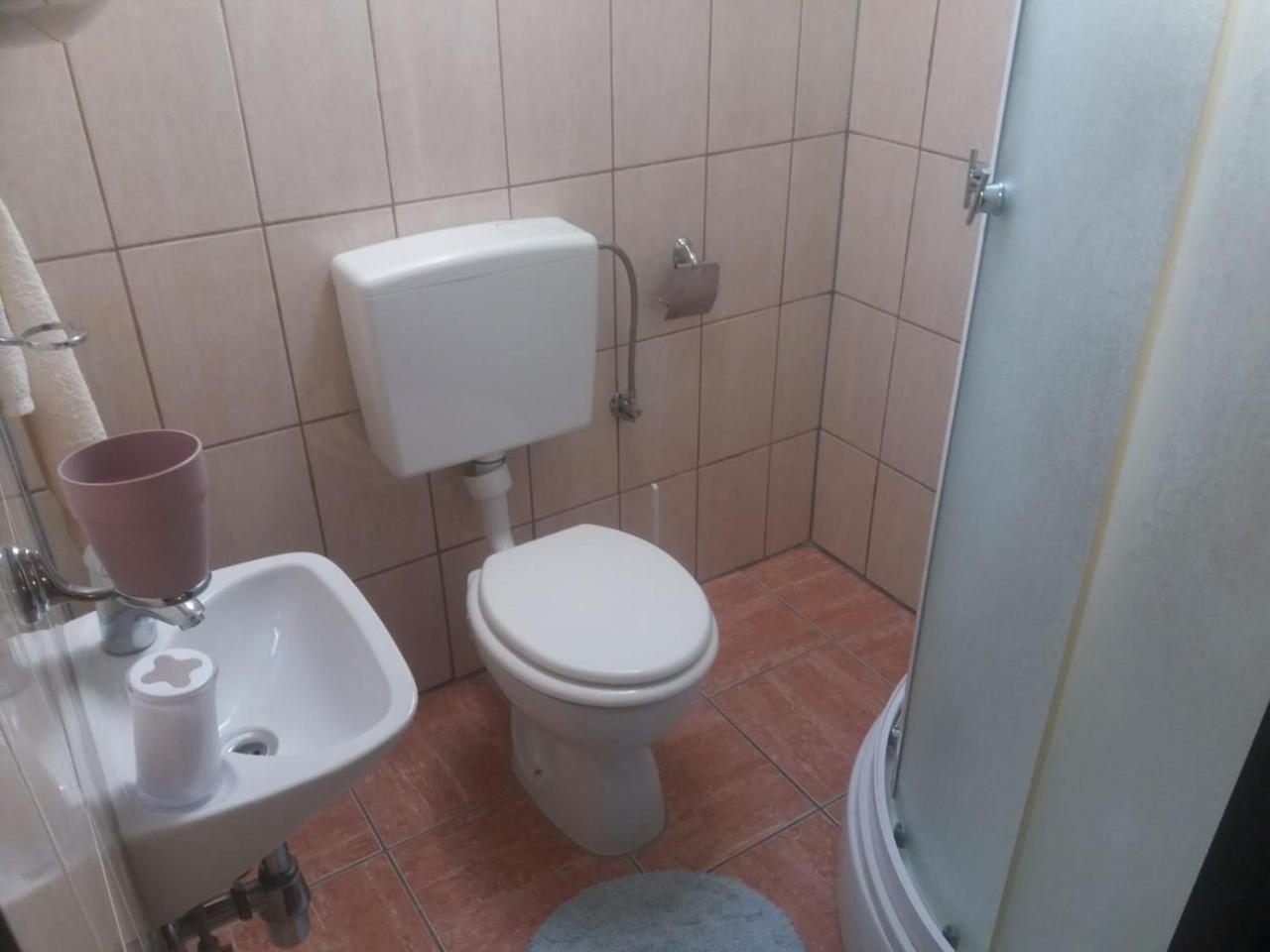 House Drakulic Hotel Korenica Luaran gambar